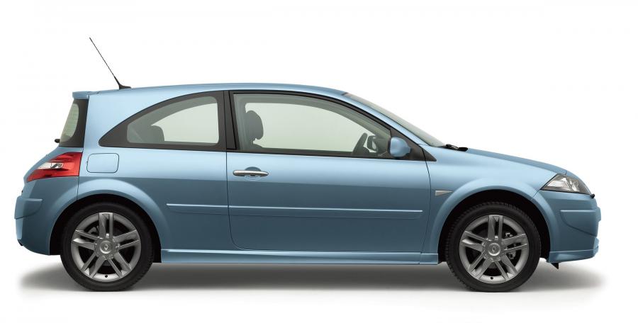  Renault Megane GT 2006 года  (фото 7 из 16)
